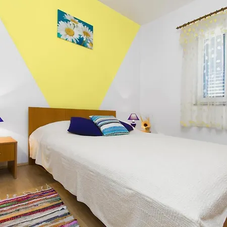 House With A Parking Space Kasic, Sibenik - 11079 بيت للعطل *