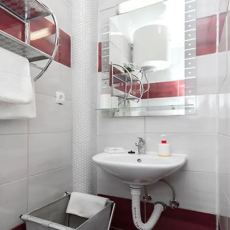 بيت للعطل House With A Parking Space Kasic, Sibenik - 11079 بيروفاتش