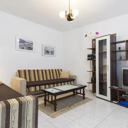 بيت للعطل House With A Parking Space Kasic, Sibenik - 11079 *