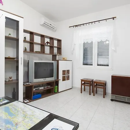 بيت للعطل House With A Parking Space Kasic, Sibenik - 11079