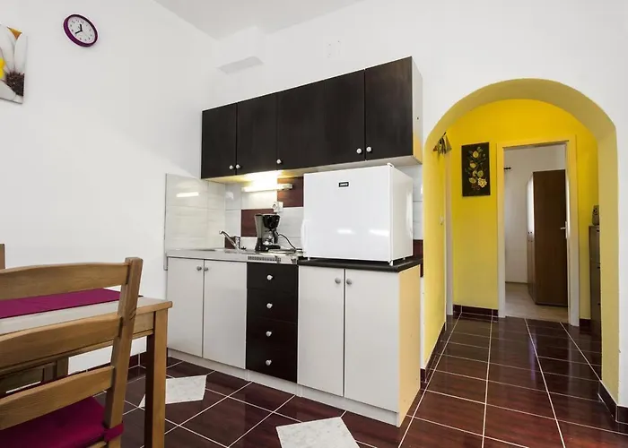 House With A Parking Space Kasic, Sibenik - 11079 度假居